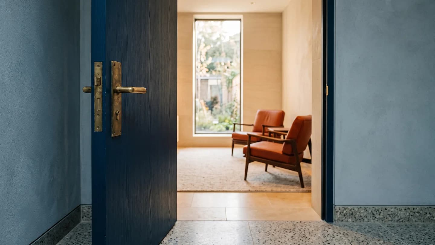Coaching Room Rental: 5 Checks Before You Commit