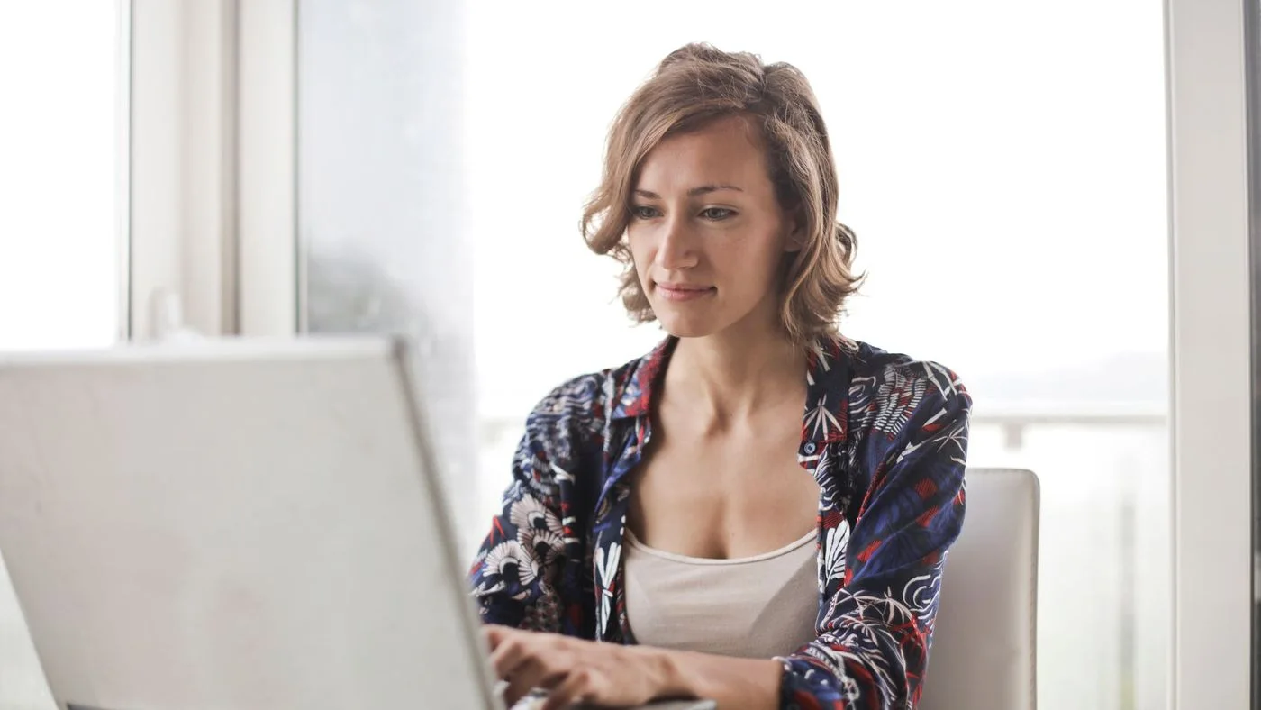 How to Get Coaching Clients on LinkedIn: 9 Practical Steps